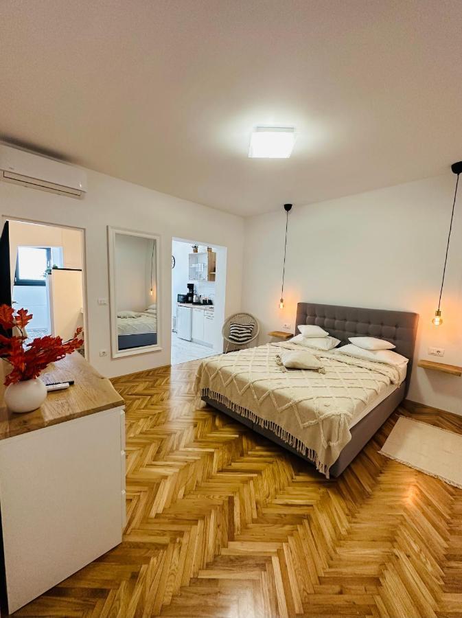 Studio Zara Rovinj Exterior photo